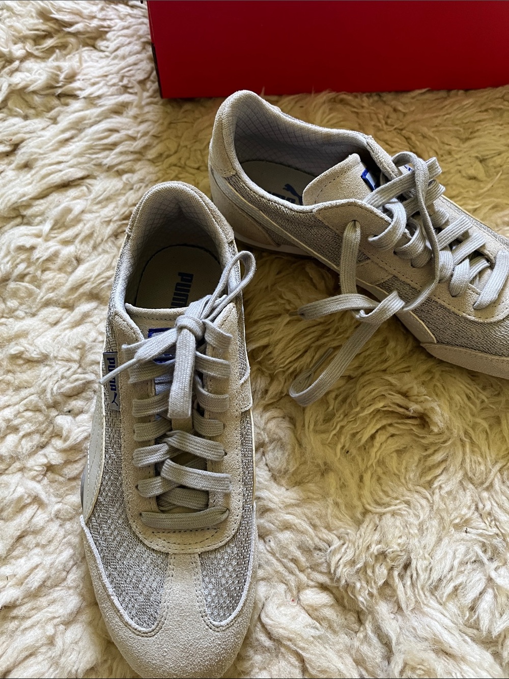 NWOT Puma Light Gray and White Classic Sneaker - Picture 8 of 8